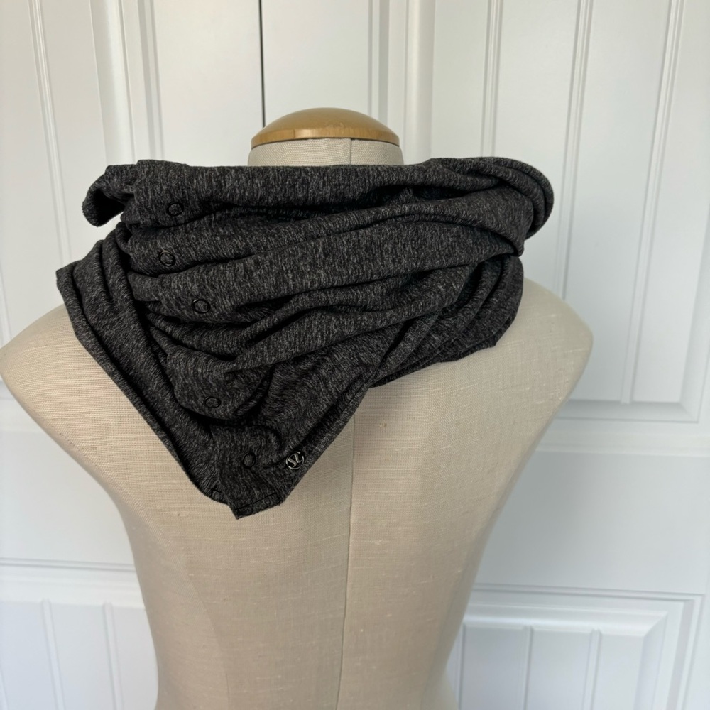 Lululemon Vinyasa Scarf Grey - Picture 4 of 7